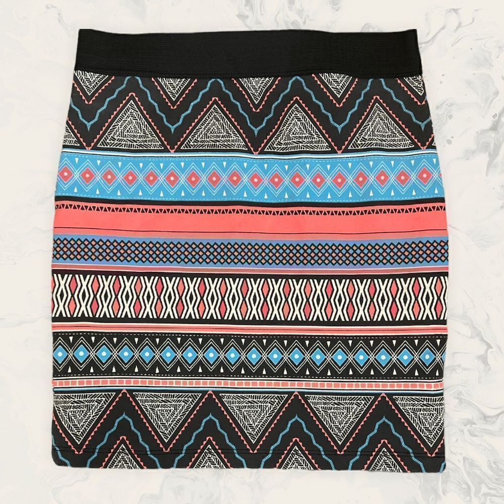 Zara Neon Geometric Print Fitted Mini Skirt - Size S - pink/Blue